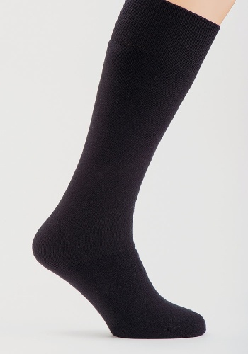 Состав: 
Хлопок 88%, 
Полиамид 12%
	Плюшевые удлиненные носки универсального размера (без пятки)  из 