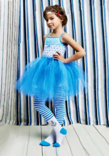 Состав:

Хлопок 75%
Эластан 20%
Полиамид 5%

	Детские колготки с пяткой в полоску и с рисунком «Якорь». Подойдут как для девочек, так и для мальчиков.