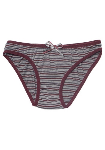 Состав:
Хлопок 97%
Эластан 3%
	Детские трусы для девочек. 