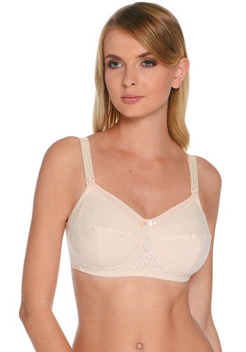 Состав:
Хлопок 80%
Полиамид  15% 
Эластан  5%
  Бюстгальтер из эластичного сетчатого полотна. На каркасах. Формованные чашки из тканого, многослойного, формоустойчивого, пластичного материала нового поколения с внутренним слоем из мультифиламент