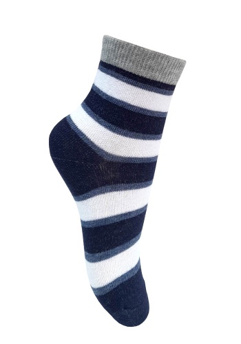 Состав:
Хлопок 85%
Полиамид 14%
Эластан 1%
        Детские демисезонные носки с полосатым рисунком