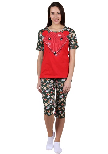 Состав:
Кулирка
Хлопок  100%
     Пижама состоит из футболки и бридж.
Футболка из набивного полотна с коротким втачным рукавом. Полочка с верхними диагональными кокетками, принтом на центральной части и тематическими ушками. Ушки, центральная част