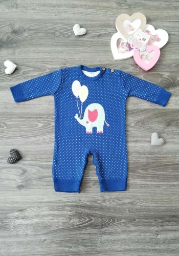 Состав:
Хлопок 50%
ПАН 50%
	Детский вязаный комбинезон 