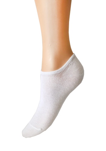 Состав:
Хлопок – 90%
ПА – 7%
Эластан – 3%
	Носки демисезонные для мальчиков и девочек с коротким паголенком для активного отдыха и занятий спортом. Цвета ассорти. 