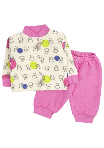Состав:
Капитоний
Хлопок 100%
	Комплект ясельный с манжетами на рукавах и штанишках.