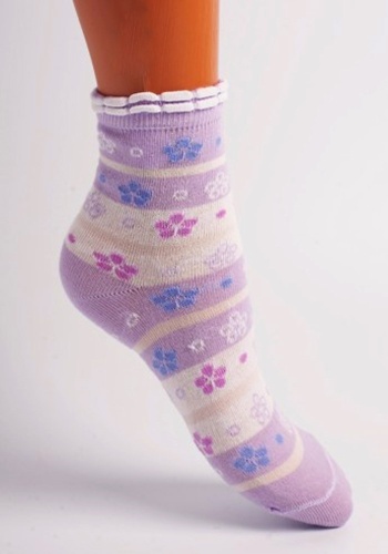 Состав: 
Хлопок 70%, 
Полиамид 30%
   Носки с двойным бортом, компьютерный рисунок.