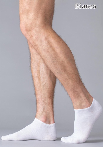 Состав:
Хлопок 75%
Полиамид 20%
Эластан 5%
    Суперукороченные хлопковые мужские носки с комфортной резинкой и кеттельным швом. Носки цветные, доступна обширная гамма оттенков.
