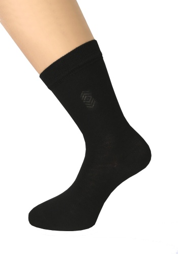 Состав:
Бамбук 80%
Полиамид 18%
Эластан 2%
	Гладкие классические носки из бамбука с двойным бортом и имитацией рисунка на паголенке.
