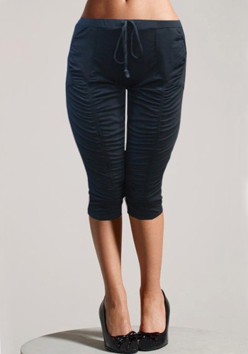 Состав:
Кулирное полотно с лайкрой
Хлопок 90%, 
Лайкра 10%
	Бриджи женские 