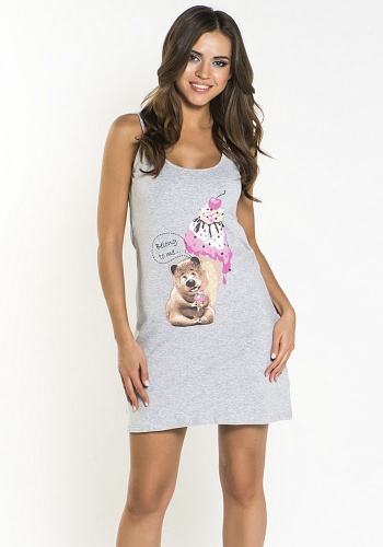 Состав: 
Хлопок 95%,
ПУ 5%
	Ночная сорочка из эластичного хлопкового полотна (меланж). Передняя и задняя детали декорированы принтом. 