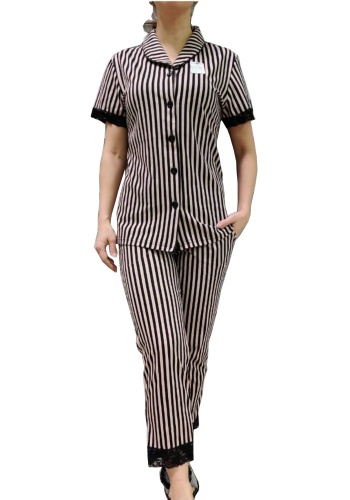 Состав:
Хлопок 100%
	Женский комлект, состоит из кофты и брюк. 

Обратите внимание: расцветка товара на сайте может отличаться от фактической расцветки. Оптовый склад оставляет за собой право поставить товар любого цвета, который имеется на данн