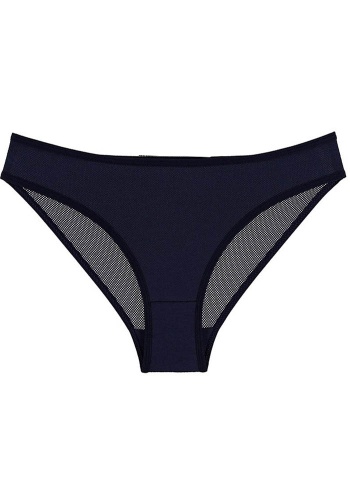 Состав:
Хлопок 95%
Эластан 5%
     Женские трусы-слипы с низкой посадкой. Передняя деталь выполнена из однотонного полотна, Задняя деталь выполнена из сетчатого материала. 