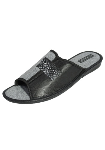 Состав:
Подошва - полиуретан;
Верх - натуральный, синтетический или нетканый текстиль
     Мужские открытые тапочки. 