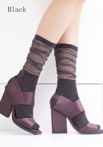 Состав:
Полиамид 100%
	Женские гольфы с люрексом. 