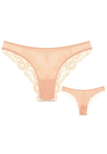 Состав:

Вискоза  95%
Эластан 5%

      Женские трусы-бикини. Пройма украшены кружевом. Цвета ассорти. 