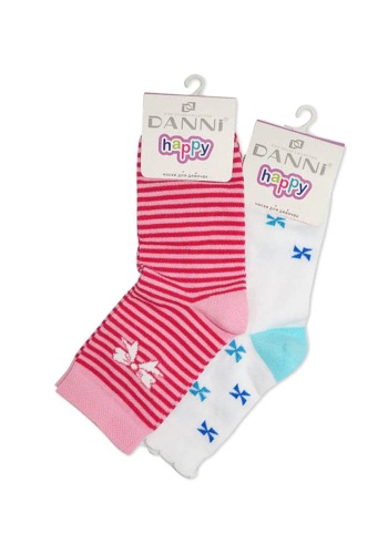 Состав: 
Хлопок 82% 
Полиамид 12% 
Спандекс 6% 
	Детские носки из качественного хлопка и комфортной резинкой. Отлично пропускают воздух. C усиленным носком и пяткой.