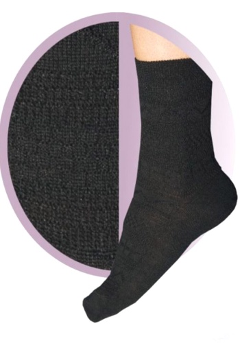 Состав: 
Шерсть 30%, 
Нитрон 30%, 
Полиамид 40%
	Зимние носки с рельефным рисунком.