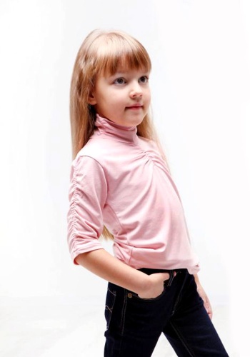 Состав:
Вискоза
Хлопок 100%
	Джемпер (водолазка) из вискозы.