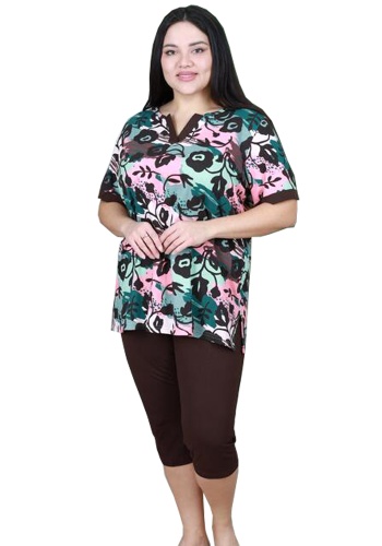 Состав:
Хлопок 100%
	Женский комплект с бриджами. Футболка удлиненная, выполнена из принтованного полотна. Бриджи однотонные.

Обратите внимание: расцветка товара на сайте может отличаться от фактической расцветки. Оптовый склад оставляет за собой прав