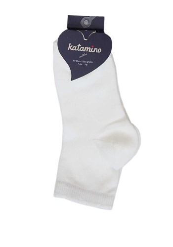 Состав:
Хлопок 90%
Полиамид 8%
Эластан 2%
	Однотонные носочки из натуральной ткани. Не высокие. Хорошо пропускают воздух, поэтому ребенок будет чувствовать себя в них отлично.