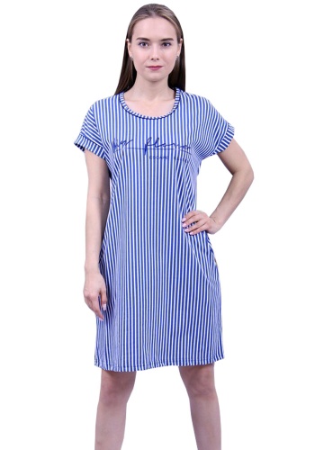 Состав: 
Хлопок 100% 
	Женская туника из принтованного полотна, спереди украшена надписью. 

Обратите внимание: расцветка товара на сайте может отличаться от фактической расцветки. Оптовый склад оставляет за собой право поставить товар любого цв