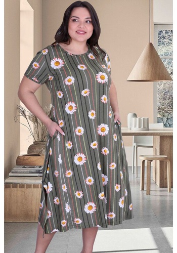 Состав: 
Хлопок 100% 
	Женское платье из принтованого полотна. 
Обратите внимание: расцветка товара на сайте может отличаться от фактической расцветки. Оптовый склад оставляет за собой право поставить товар любого цвета, который имеется на данный