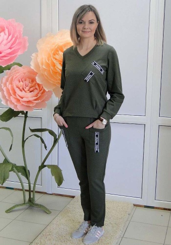 Состав:
Футер с лайкрой
Хлопок 95%
Лайкра 5%
	Костюм женский 