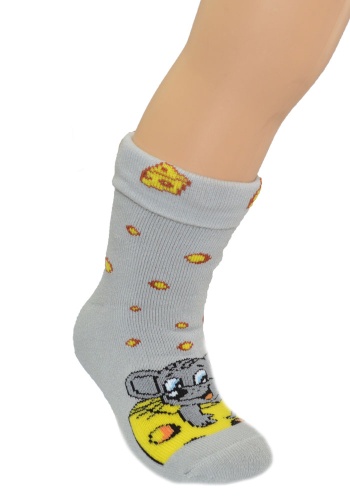 Состав: 
Хлопок 85%, 
ПА 12%, 
Эластан 3% 
	Детские носки из хлопка. Плюшевое переплетение внутри, компьютерный рисунок.