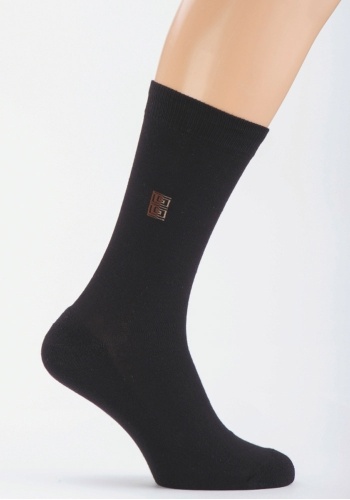 Состав: 
Хлопок 76%, 
Полиамид 22%, 
Эластан 2%
	Высокие зимние носки с плюшевым следом и мелким рисунком на паголенке.