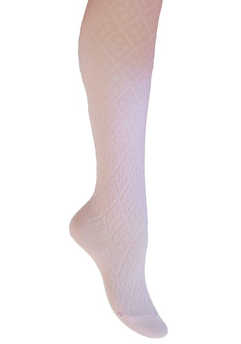 Состав:

Хлопок 85%, 
ПА 10%, 
Эластан 5%

	Колготки демисезонные однотонные с рисунком в виде ромбов, полученных за счёт сочетания лицевых и изнаночных петель.