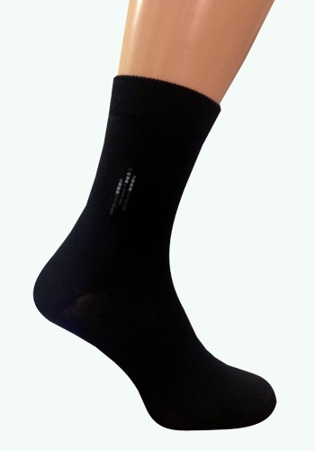 Состав:
Хлопок 75%
Полиамид 23%
Эластан 2%
     Демисезонные мужские носки гладкого плетения, с двойным бортом и с небольшим рисунком на паголенке. 