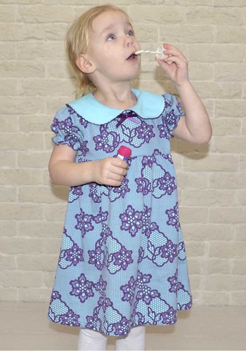 Состав:
Кулирка
Хлопок 100%
	Платье для девочки с короткими рукавами.