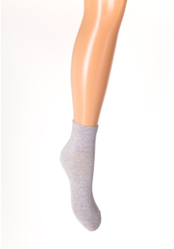 Состав:
Хлопок: 74%, 
Полиамид: 24%, 
Эластан: 2%.
	Однотонные демисезонные носки из меланжа.