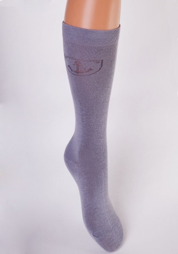 Состав: 
Хлопок 74%, 
Полиамид 24%, 
Эластан 2%
	Однотонные получулки для мальчика с небольшим рисунком перекидной платировкой.