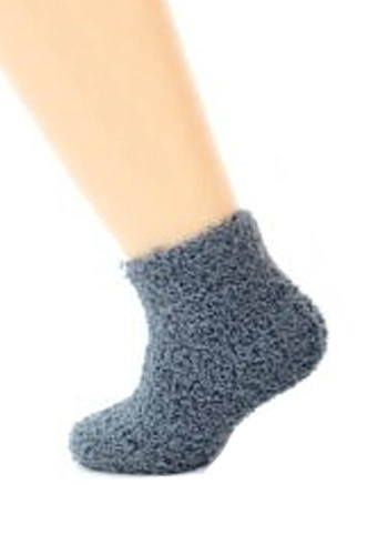 состав: 

Хлопок 75%
Полиамид 23%
Эластан 2% 

     Детские однотонные носки для мальчика из махры-травы, цвета ассорти. 