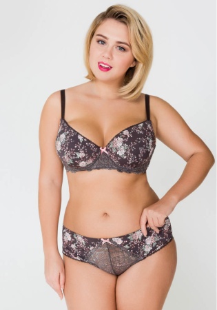 Состав:
Эластичное полотно
ПА 85%
ПУ 15%
Эластичное кружево
ПА 90%
ПУ 10%
Ластовица
Хлопок 100%
	Трусики классические выполнены из эластичного принтованного полотна и кружева, декорированы эластичной лентой с фестонами. Передняя деталь декори