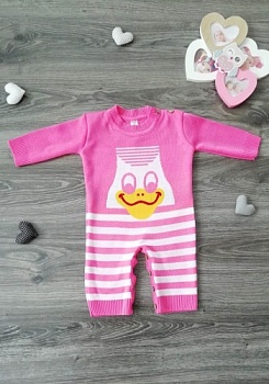 Состав:
ПАН 100%
	Детский вязаный комбинезон 