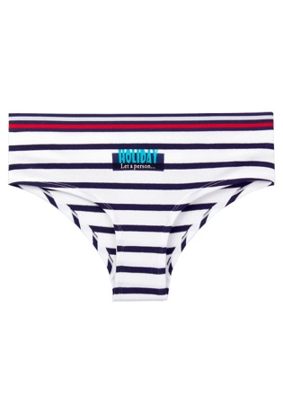 Состав:
Хлопок   95% 
Эластан 5%
   Стильные  трусы-слипы. Удобная и популярная модель из принтованного полотна.