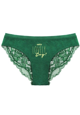 Состав:
Полотно: модал 47.5%  /  хлопок  47,5 %  /  эластан 5%
Кружево: нейлон   90% / эластан 10%
    Стильные, красивые, кружевные женские трусы с принтом. Передняя деталь выполнена из однотонной ткани и украшена рисунком. Задняя деталь выполне