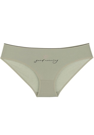 Состав:
Хлопок 95%
Эластан 5%
      Женские трусы-баталы, изготовлены из принтованного полотна. 