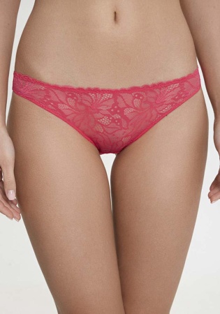 Состав:
Эластичная сетка 
ПА 88%,
ПУ 12%
Эластичное кружево
ПА 90%
ПУ 10%
Ластовица
Хлопок 100%
	Трусики классические выполнены из эластичной сетки и эластичного кружева.