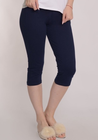 Состав:
Кулирка с лайкрой
Хлопок 95%
Лайкра 5%
	Женские бриджи прилегающего силуэта. Пояс на резинке.  Удобная посадка.  Длина ниже колена.

Обратите внимание: расцветка товара на сайте может отличаться от фактической расцветки. Оптовый склад 