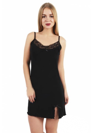 Состав:
Вискоза 95%
Эластан 5%
	Сорочка,полу прилегающего силуэта, длиной выше колена. На тонких бретелях,с V-образным вырезом,украшенным эластичным кружевом.

Обратите внимание: расцветка товара на сайте может отличаться от фактической расцвет