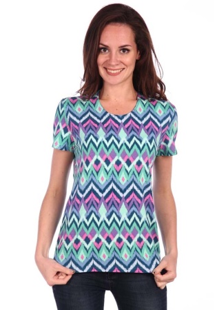 Состав: 
Вискоза 95%
Лайкра 5%
     Женская футболка из вискозы. Выполнена в нескольких расцветках: гладкокрашенные и из набивного полотна.  

Обратите внимание: расцветка товара на сайте может отличаться от фактической расцветки. Оптовый склад