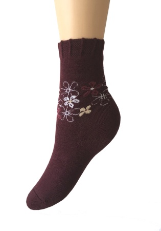 Состав:
Шерсть 30%
ПАН 60%
Полиамид 7%
Эластан 3%
	Носки зимние полушерстяные с плюшем внутри изделия.