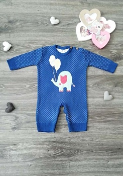 Состав:
Хлопок 50%
ПАН 50%
	Детский вязаный комбинезон 