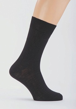 Состав: 
Шерсть 31%, 
Нитрон 31%, 
ПА 38%
	На боковой части паголенка рельефный рисунок.