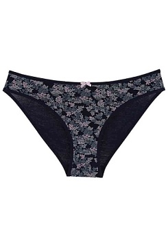 Состав:
Хлопок 95%
Эластан 5%
	Женские трусы-слипы из принтованного полотна, украшены бантиком. 