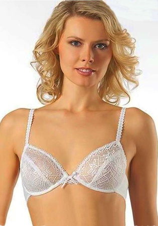 Состав:
Полиамид  55% 
Хлопок 33%
Эластан  12%
    Бюстгальтер из эластичного трикотажного полотна и эластичного кружева, на каркасах. Мягкие чашки с нижними деталями на подкладке из эластичного сетчатого полотна. Отделка - бантик.