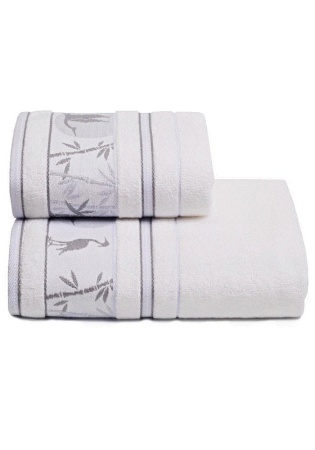 Ткань: Махра
Состав: 
Хлопок 100% 
Размеры: 50×90 и 70х130
	Комплект полотенец махровых гладкокрашенных с использованием бамбуковой пряжи «Bamboo forest» вобрало в себя все уникальные качества этого природного материала и его высокие эстетически